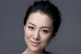 17年前《潜伏》演员现状：入狱、息影，把人生起伏展现得淋漓尽致图片