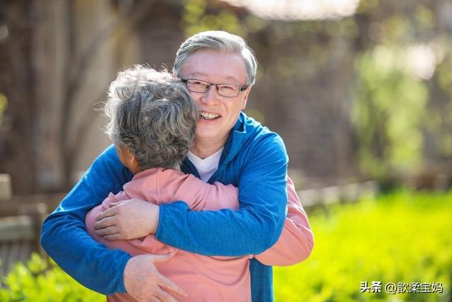 晚年幸不幸，就看六十整，人到 60 岁，要有这4样，就有底气 第5张