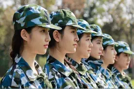 当兵两年到底能攒多少钱？内地20w，艰苦边远地区30w图片