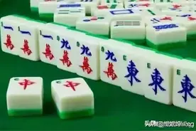 为什么打红中麻将经常输？分享红中麻将经典牌型打法。图片