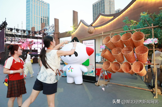 槐荫为媒传千古 文旅消费启新篇——孝南七夕分会场激起“节庆+消费”新热潮