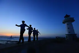 当代优秀青年民警是什么样的？图片