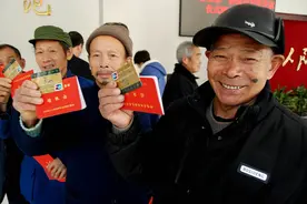 曾经被人看不起的“五保户”，如今却是人人羡慕的对象图片