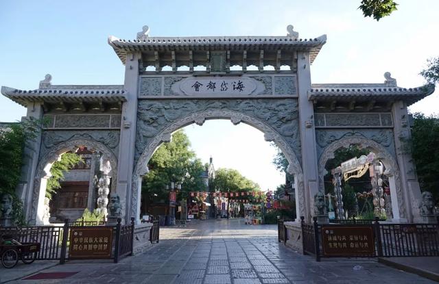 山东，有一座2000年前的一线城市，去青州古城赶一场槐花雨
