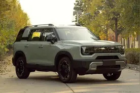 新车 | 换欣旺达电池/现款12.59万起售，新款北京BJ30魔核电驱实车图片