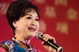 黄绮珊春晚演唱《难忘今宵》唱法的由来图片