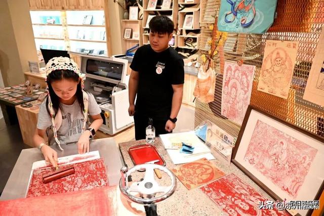 甘肃文旅新玩法大赏！去沙漠种树、当“壁画师”、看万面镜子追太阳……