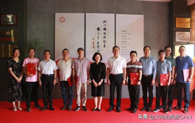 致公党厦门市委“凝心铸魂强根基 团结奋进新征程”书画摄影展开幕