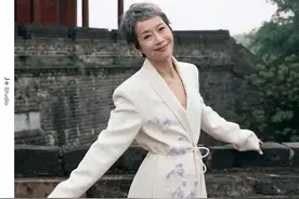 人的一生,有3次“断崖式衰老”！女到中年，35岁一过明显感觉老了图片