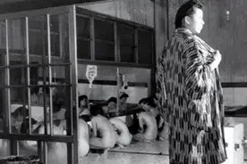 罕见老照片：日本的公共浴室，男女共浴图片