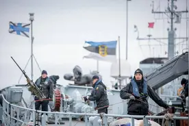 爱沙尼亚全军出击！俄方苏35加码猛冲向F16，北约拦截失败图片