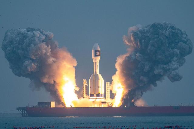 中国私人航天创造历史 全球最大固体火箭二次发射成功