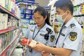 300余件假冒“贝亲”奶嘴、奶瓶被查！图片