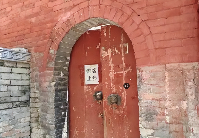 不查不知道一查吓一跳，掌管少林寺38年的释永信，私下到底多享受