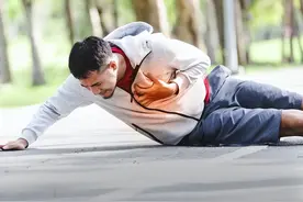 心跳出现3个异常，或是心梗猝死的信号图片