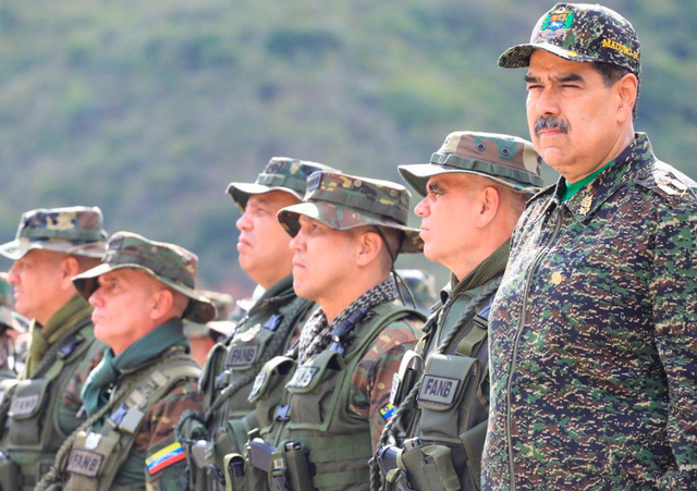 正规战争一打即溃，委内瑞拉如何迎战美军？马杜罗政府准备打游击