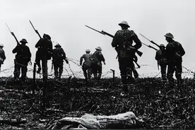 极简一战史：看不到一点希望，德国终于疯了，尽全力发起最后一击图片