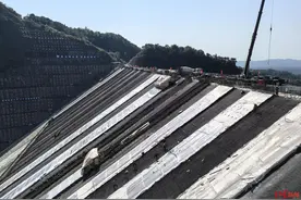 李家岩水库大坝面板提前完成浇筑，正式转入蓄水准备阶段图片