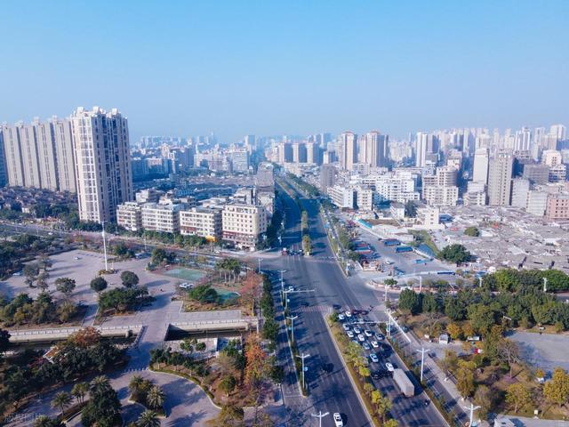 广东这座“低调”城市，名气被潮州汕头掩盖，却用美景征服全国