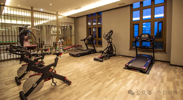 5折！5折！5折！绵竹麓棠温泉周年福利杀疯啦！赶紧冲！