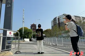 外地游客热捧地铁5号线，1—8月客运量飙升超20%图片