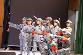 课间玩转经典，课后铭记经典图片
