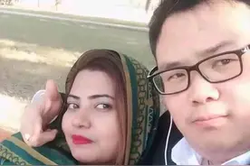 小伙10天闪婚巴铁美女，生下孩子1个月妻子跑路，生活苦又要复婚图片