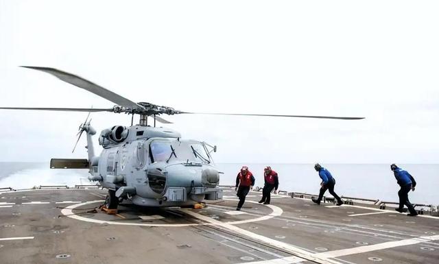 特朗普发言遭台专家嘲讽！喊话让其面对现实，五代机至今无法弹射