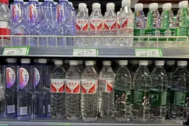 突发！董事长中途“离场”疑云图片