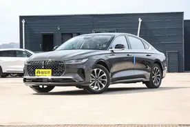 新车 | 增混动系统/升级8155芯片，23.58万元起售 新款林肯Z实拍图片