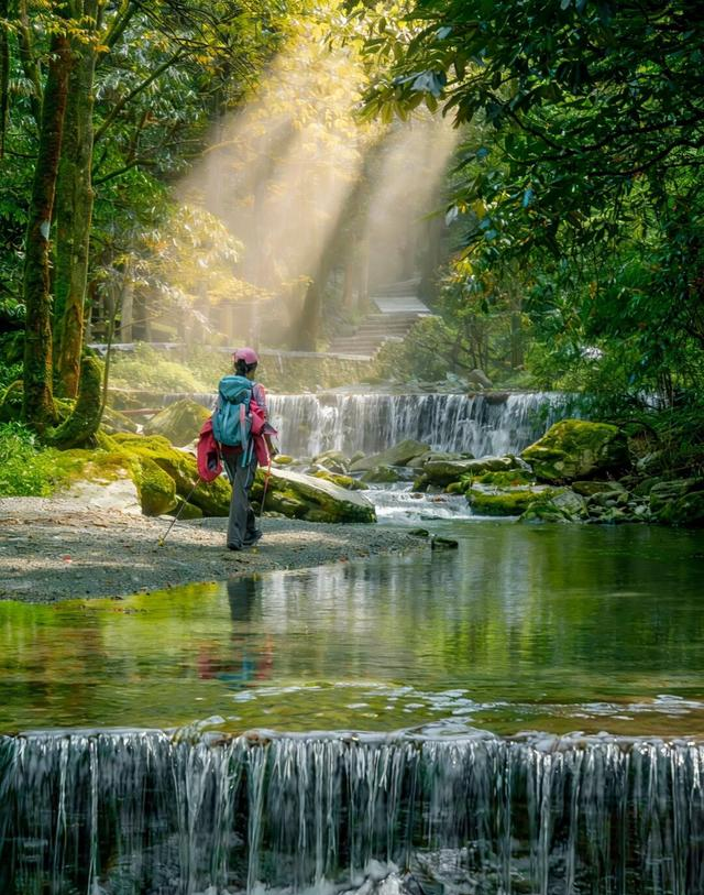 重庆最惨5A景区？当年火到挤破头，如今冷清得只剩风声，本地人