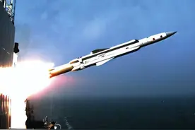 还不服？停火已过24小时，印军航母还要堵门报复，该鹰击12立功了图片