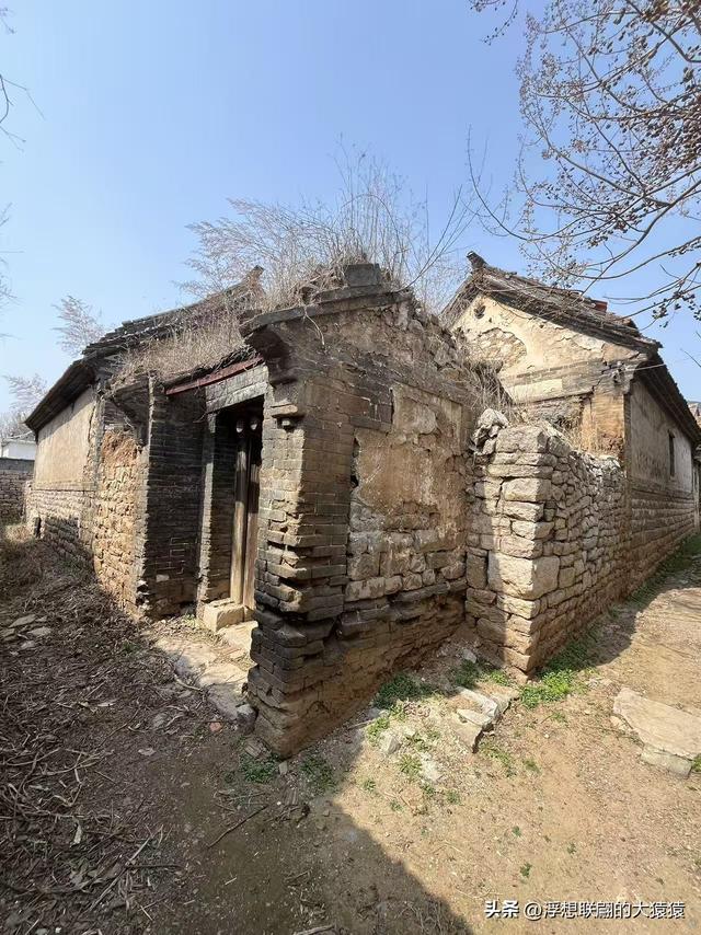 博山石马乡的中石马，留有众多古宅和古庙、古槐