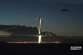 在绝美晚霞中看深中通道 中外网友与建设者同一首歌唱响海上版《无双》图片