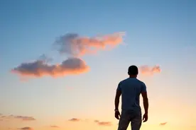 男人用的网名，男人成熟霸气微信昵称，真有品味，简短干净图片