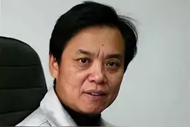 抗癌成功第一人：他坚持不化疗、不吃药，五年后癌细胞消失，为啥图片