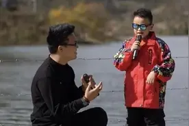 12岁的盲人歌手李玉顺，是怎样从饭都吃不饱到红遍全国的歌手的？图片