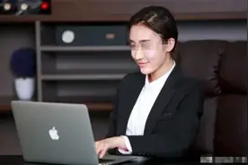 真是衣冠禽兽啊，江苏徐州一副局长出轨漂亮女下属，被其丈夫举报图片