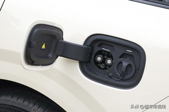 理想i6实拍