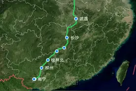 北京至南宁直达特快 ，全列均为卧铺，Z5次列车耗时22小时39分钟图片