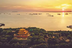 以前的八百里洞庭，八百里加急的古代快递小哥一天能环湖打卡吗？图片