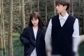 一个风尘女，自述17岁那年和班主任连续一周约会小树林的故事图片