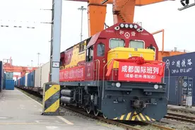 助力川货出海 成都国际铁路港五金产品专线首发图片