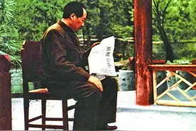 毛主席诗词中的敢于斗争、敢于胜利思想图片