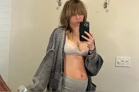 欧美女明星当妈后自曝邋遢臃肿照，被网友称赞：这才真实呢！图片