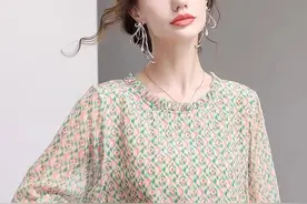 秋季圆领花边上衣裁剪图，适合零基础做的款式新手小白做起来！图片