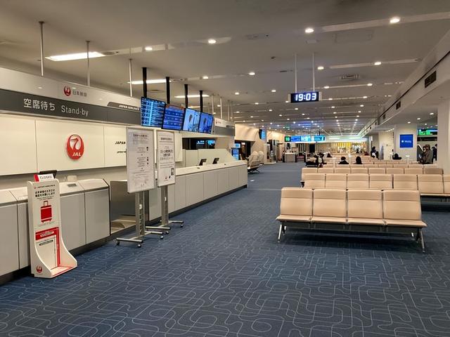 中方换上新打法，连断日本3条财路，高市报复来了，自卫队将出兵