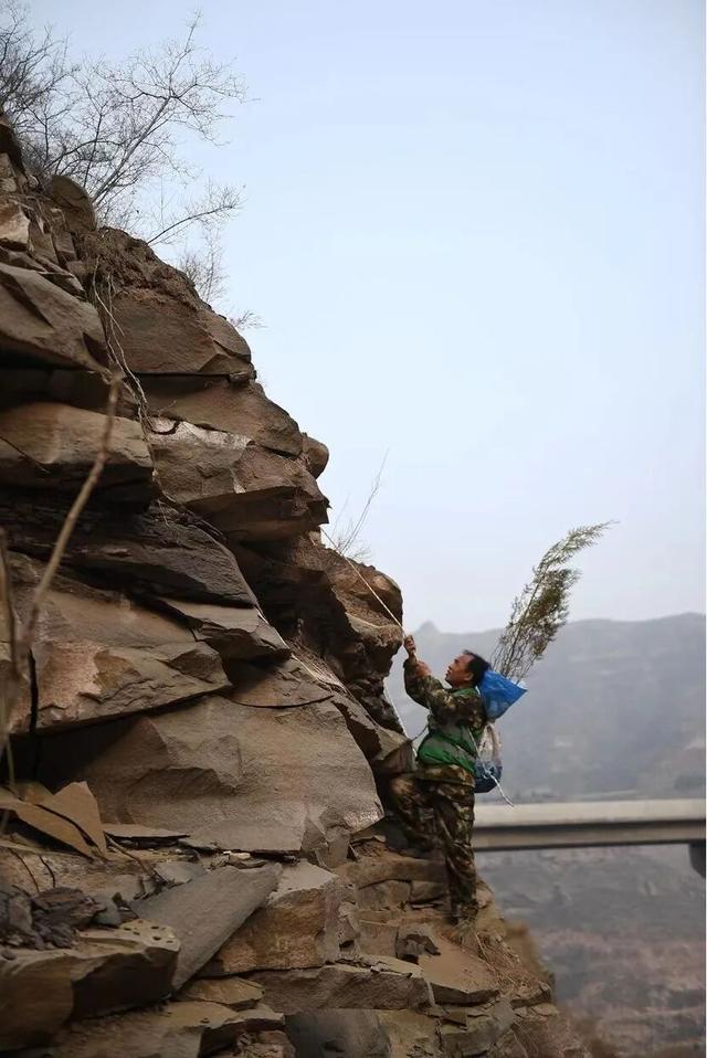 这里是延安！