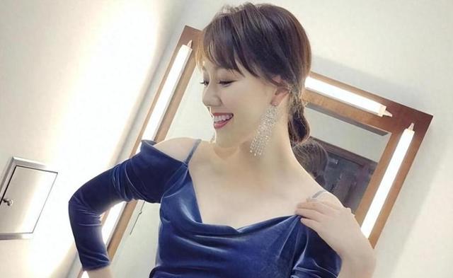 讨好大佬，陪睡上位，遭央视“开除”	，她身上的标签哪个才是真的