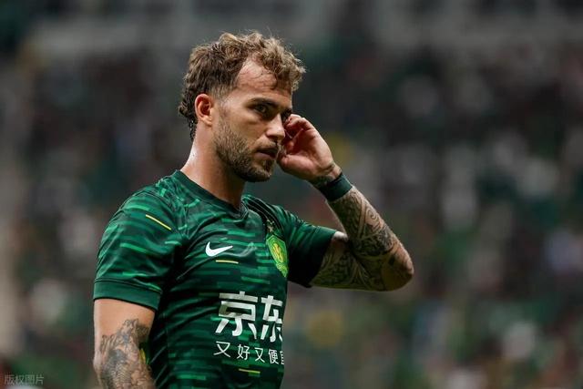 李明离职，十大猛将离去！刚夺冠北京国安要换个活法？